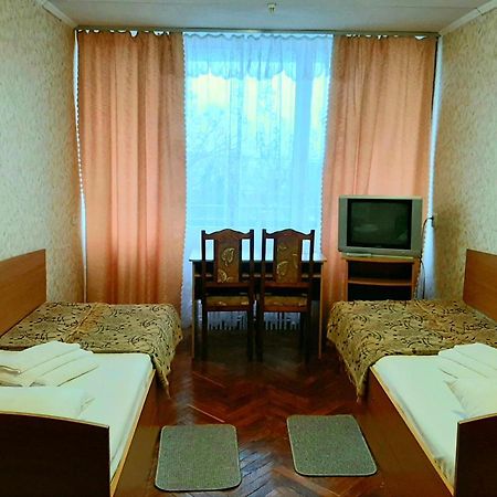 Tourist Hotel Kharkiv Bagian luar foto