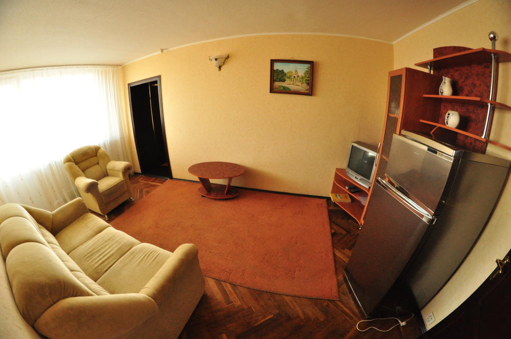 Tourist Hotel Kharkiv Ruang foto